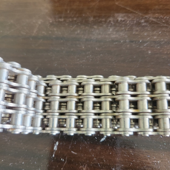 Intricately Designed Silver Belt - Picture 6 of 8